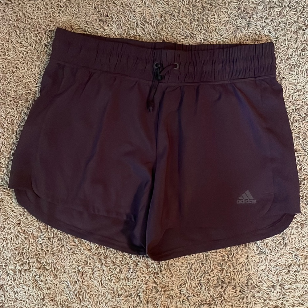 Women’s Adidas athletic shorts * only worn once*